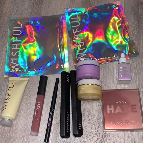 BRAND NEW MAKEUP & SKINCARE BUNDLE - Picture 1 of 6